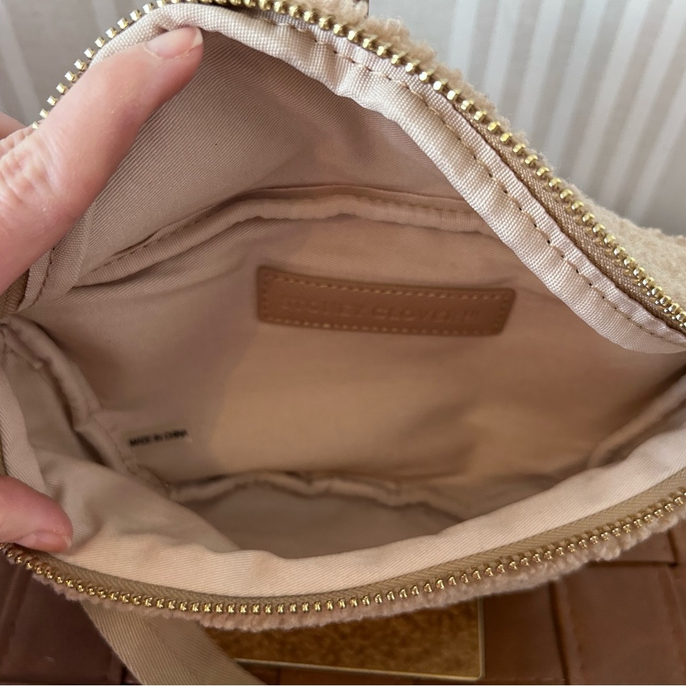 Stoney Clover Lane Cozy Fanny Pack in Tan NWOT - Picture 8 of 10